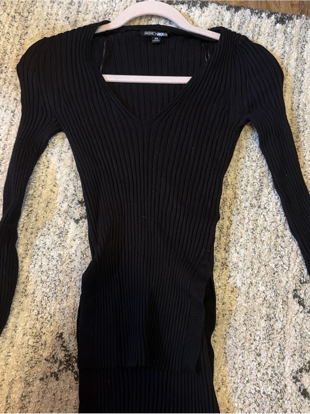 Fashion Nova Black Ribbed V-Neck Bodycon Dress